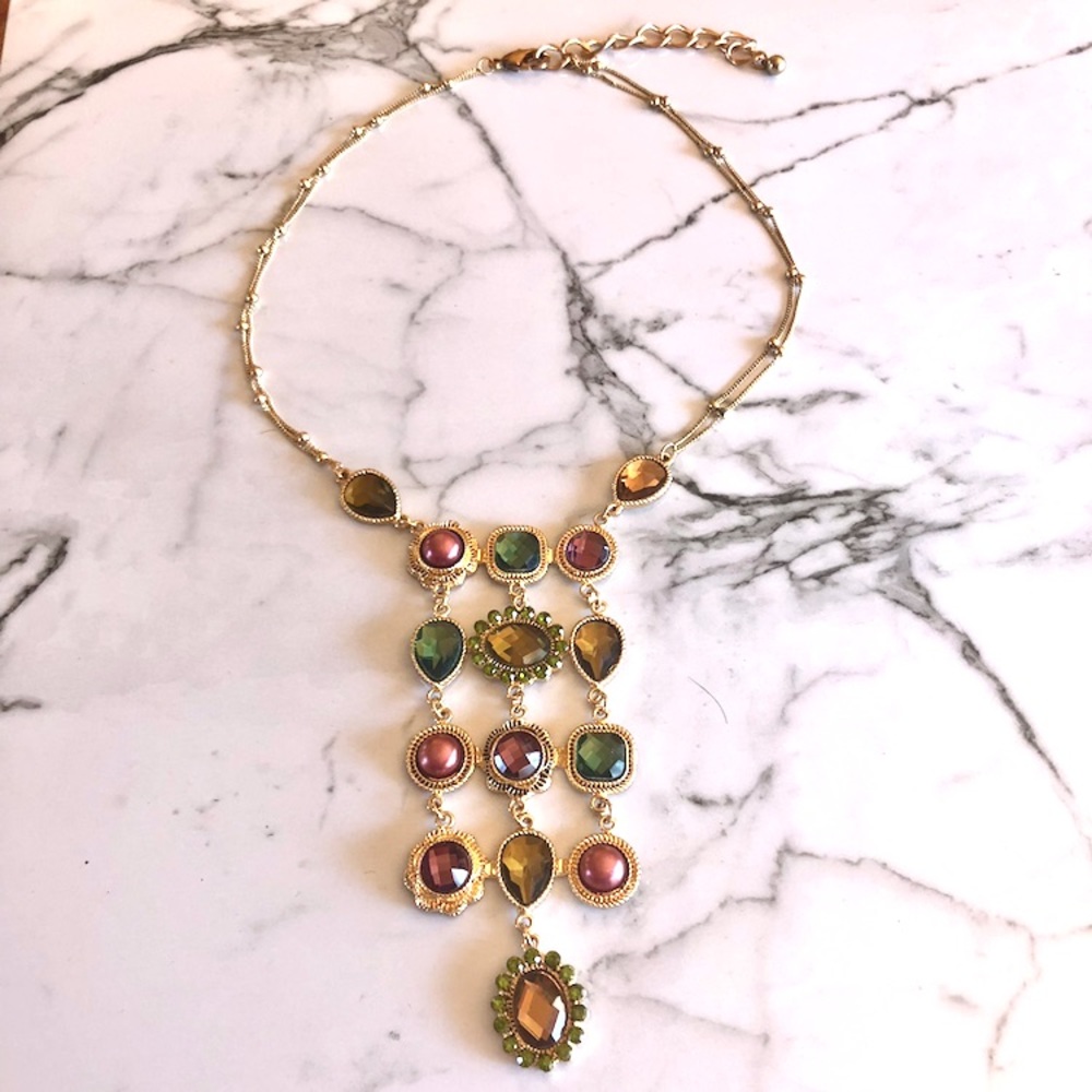 Beautiful Green, Purple, & Tan Tones Necklace